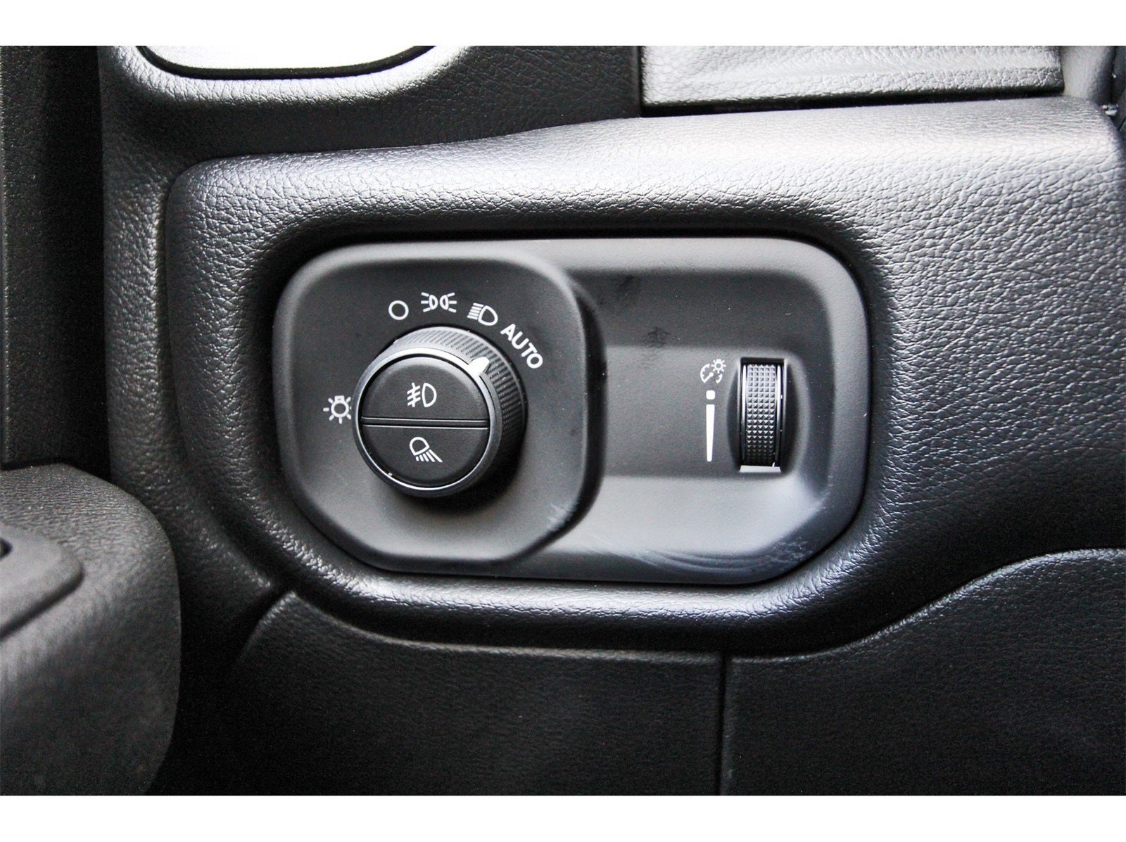 2026 RAM 3500 Tradesman 4x4 Crew Cab 8' Box