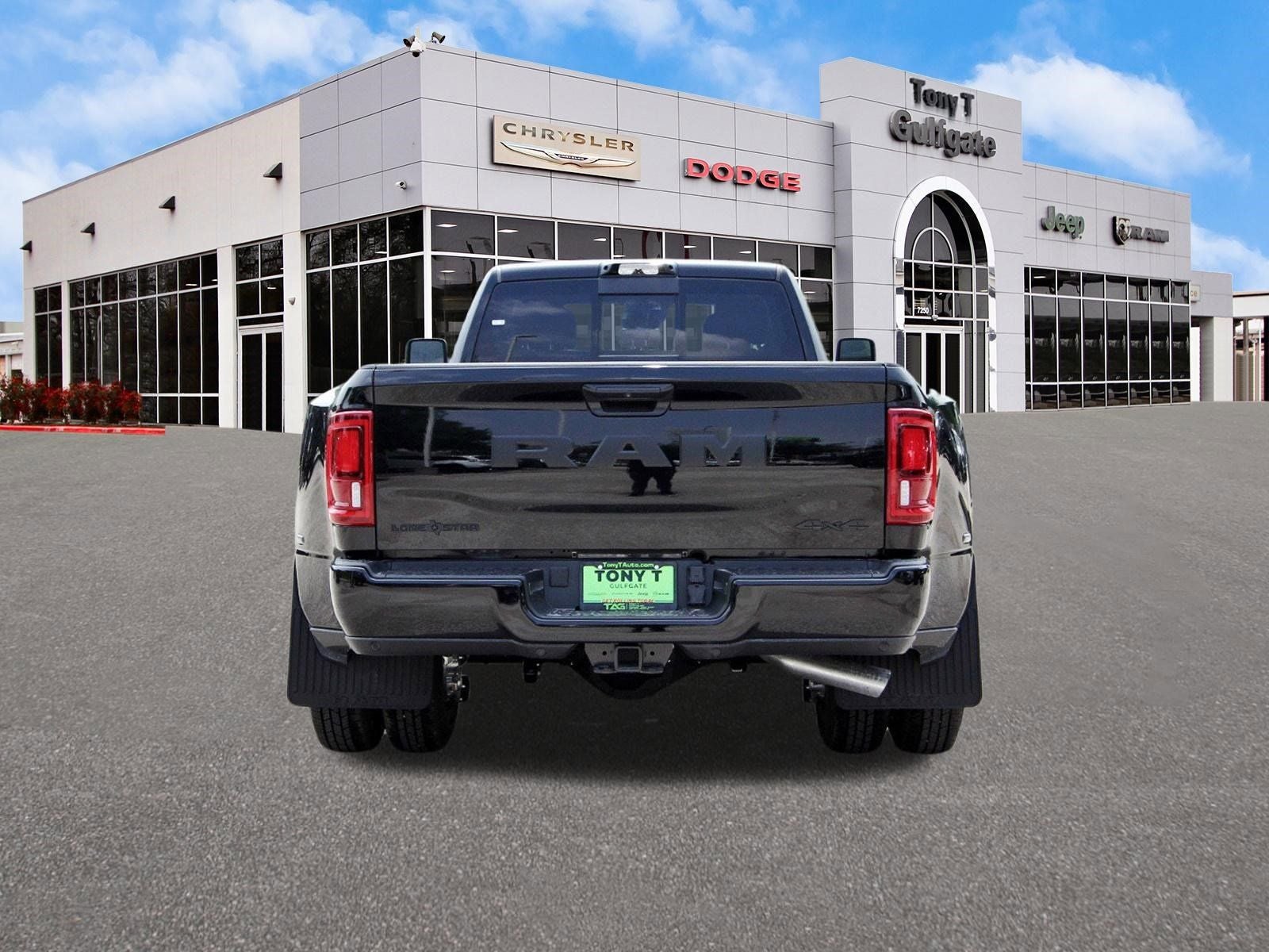 2026 RAM 3500 Big Horn Lone Star 4x4 Crew Cab 8' Box
