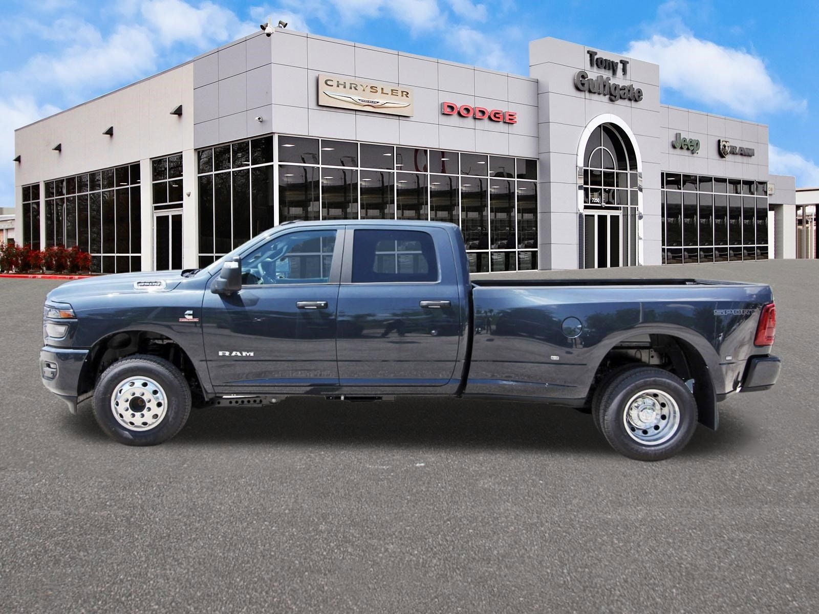 2026 RAM 3500 Big Horn Lone Star 4x4 Crew Cab 8' Box