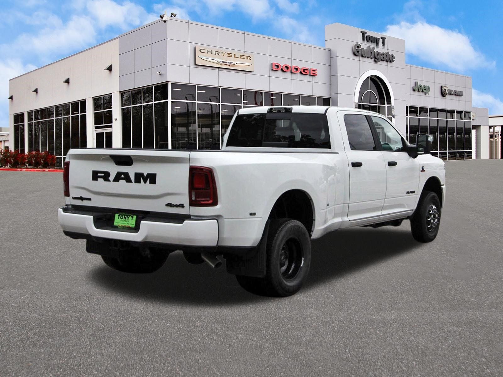2026 RAM 3500 Big Horn Lone Star 4x4 Crew Cab 8' Box