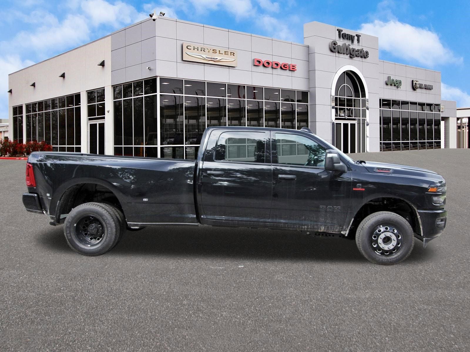 2026 RAM 3500 Big Horn Lone Star 4x4 Crew Cab 8' Box