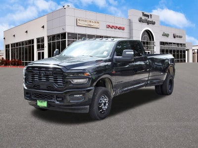 2026 RAM 3500 Big Horn Lone Star 4x4 Crew Cab 8' Box
