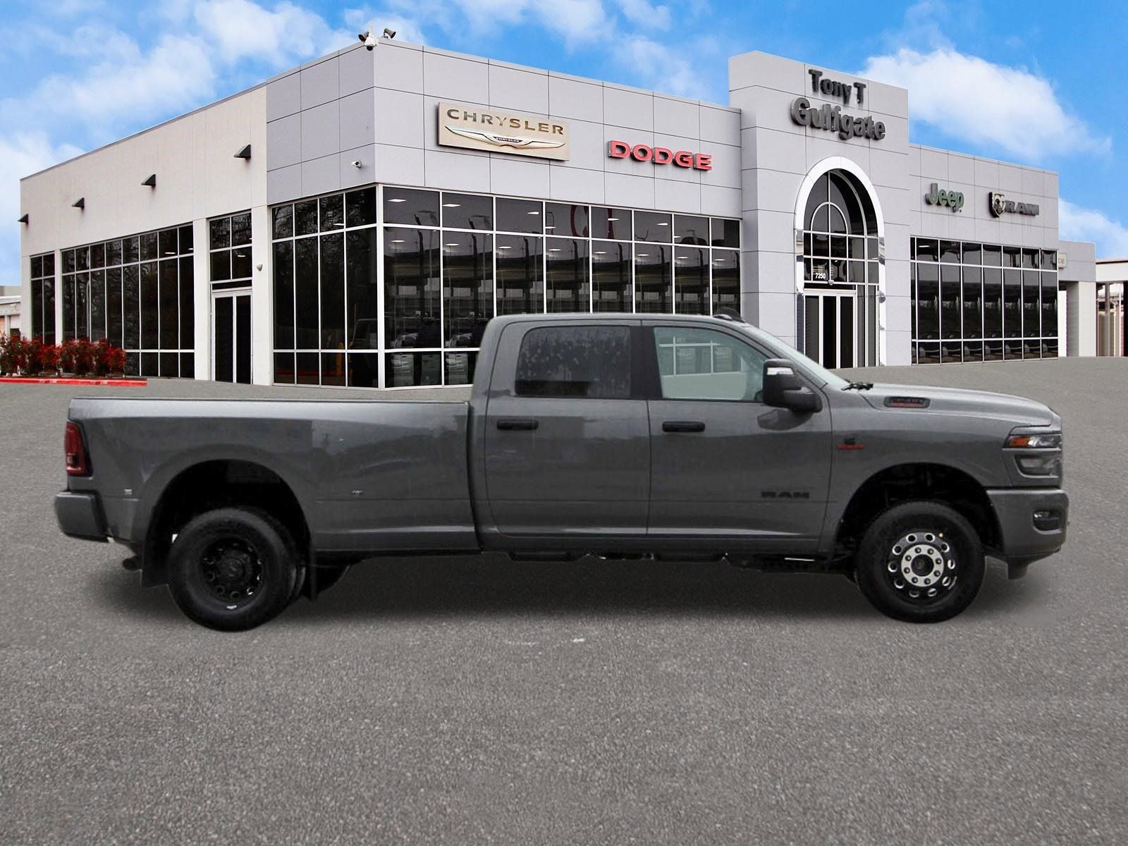 2026 RAM 3500 Big Horn Lone Star 4x4 Crew Cab 8' Box