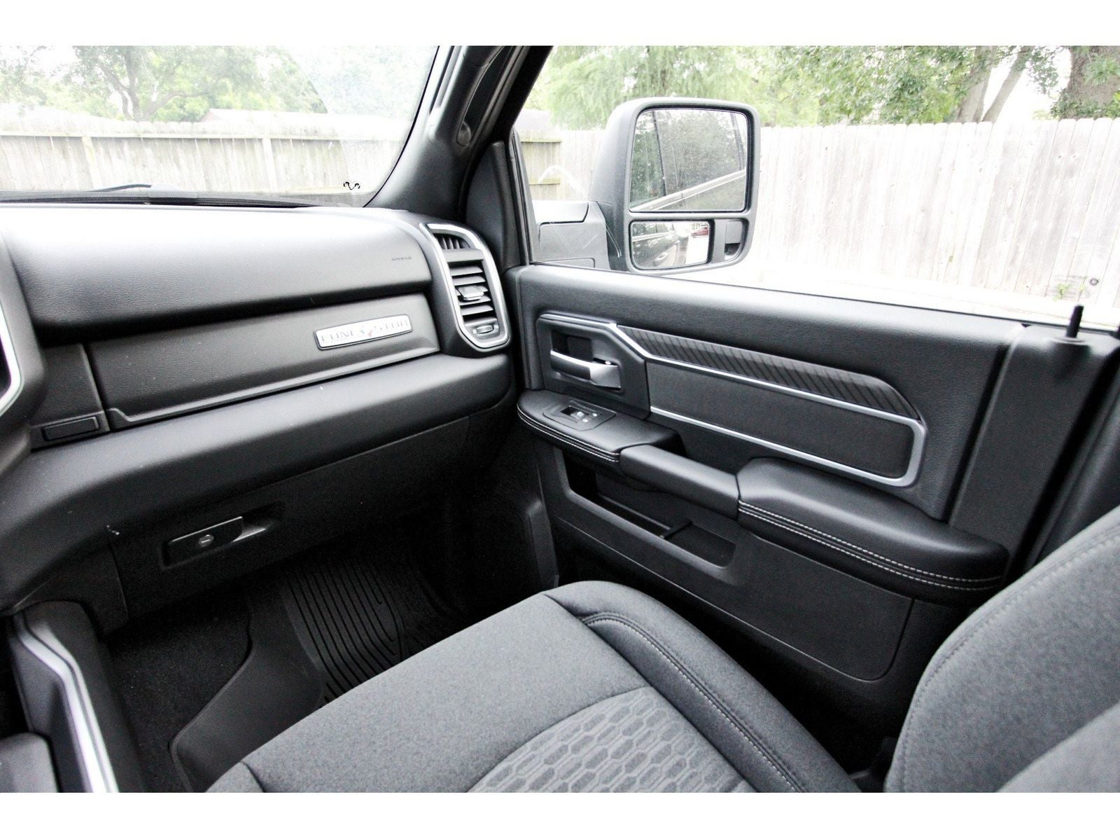 2026 RAM 3500 Big Horn Lone Star 4x4 Crew Cab 8' Box
