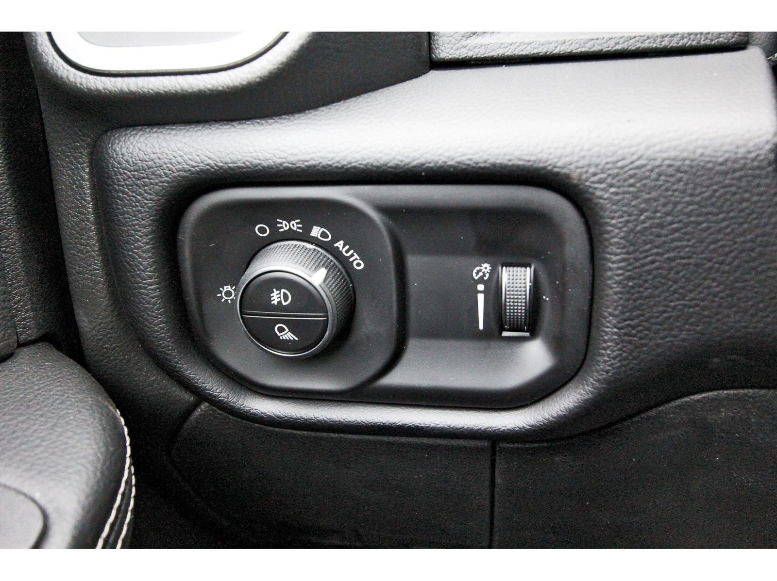 2026 RAM 3500 Big Horn Lone Star 4x4 Crew Cab 8' Box
