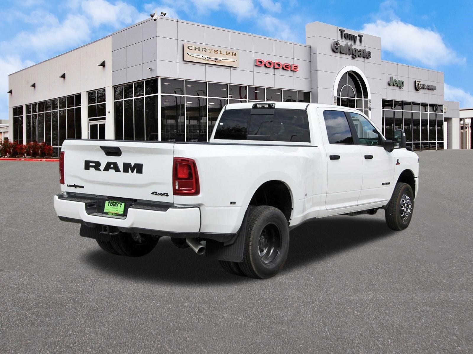 2026 RAM 3500 Big Horn Lone Star 4x4 Crew Cab 8' Box