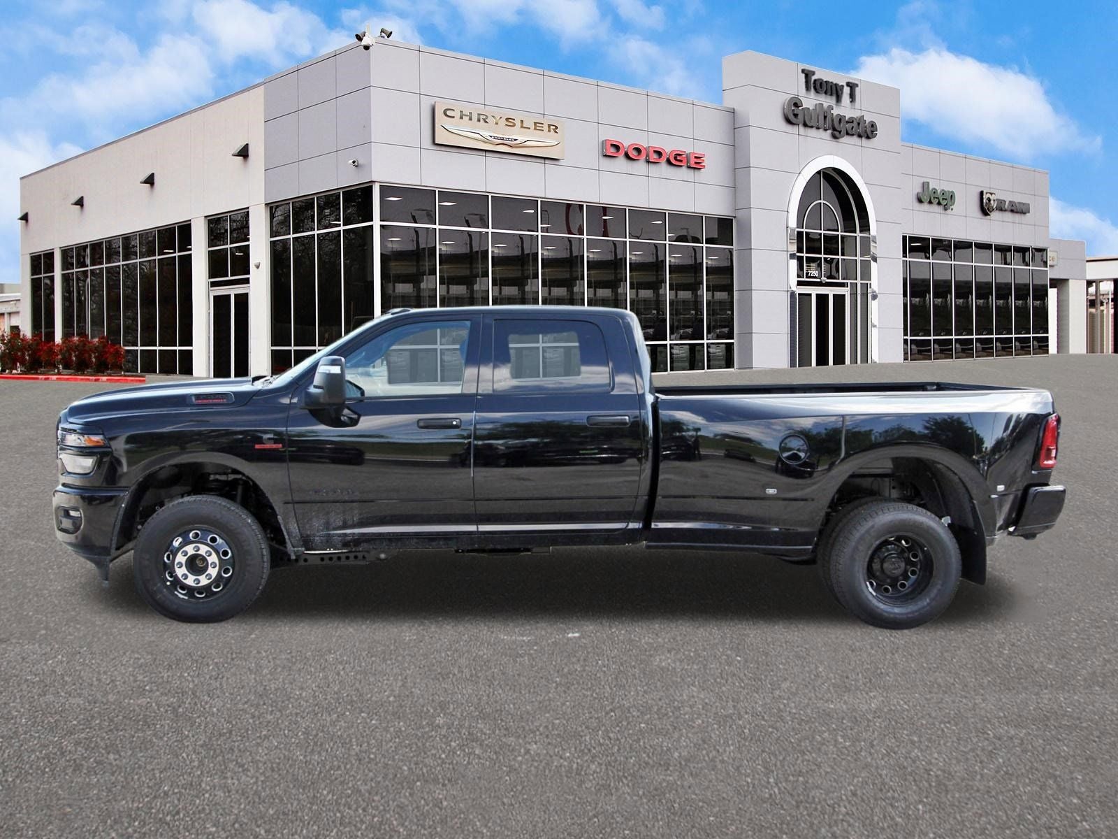2026 RAM 3500 Big Horn Lone Star 4x4 Crew Cab 8' Box