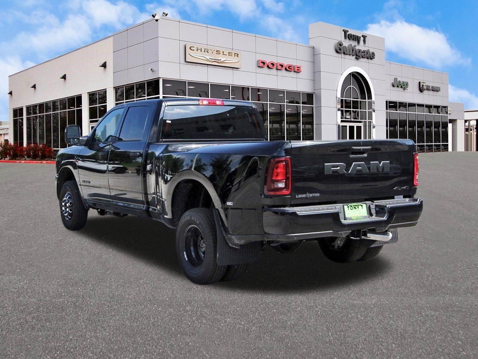 2026 RAM 3500 Big Horn Lone Star 4x4 Crew Cab 8' Box