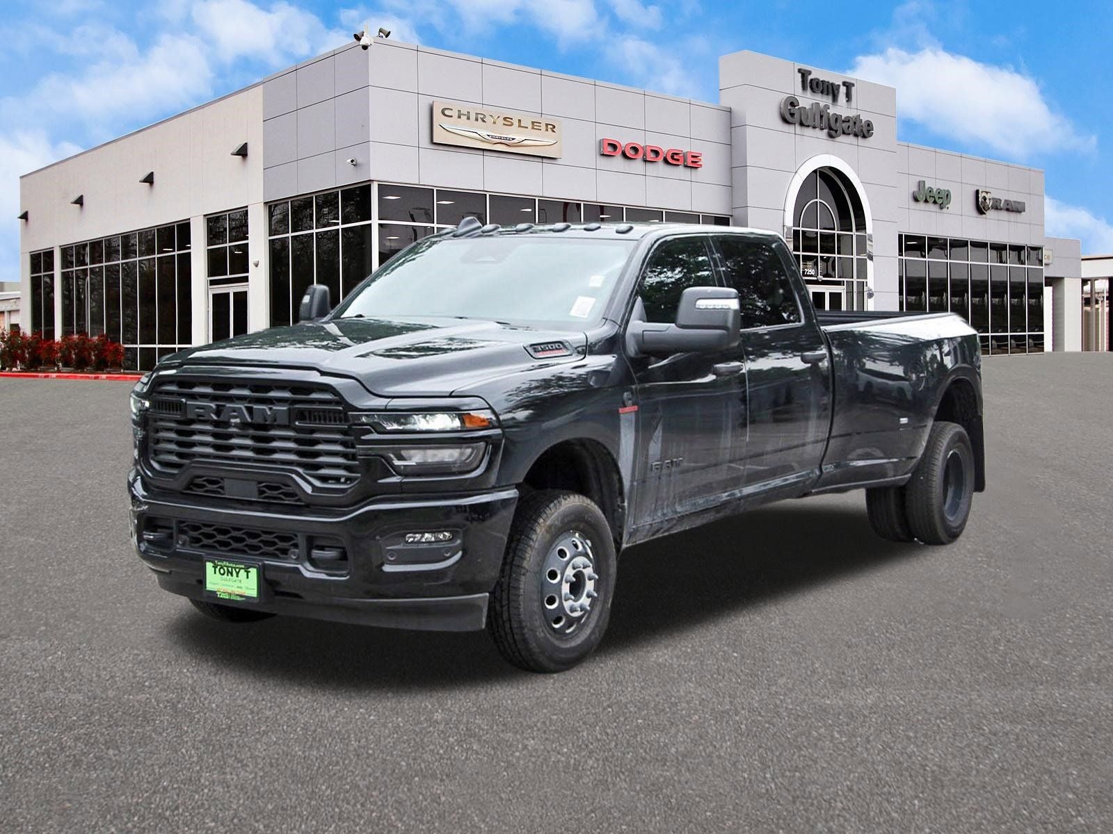2026 RAM 3500 Big Horn Lone Star 4x4 Crew Cab 8' Box