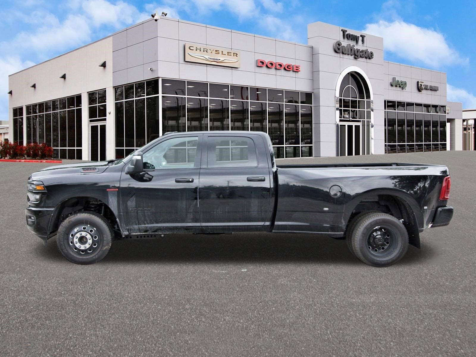 2026 RAM 3500 Big Horn Lone Star 4x4 Crew Cab 8' Box