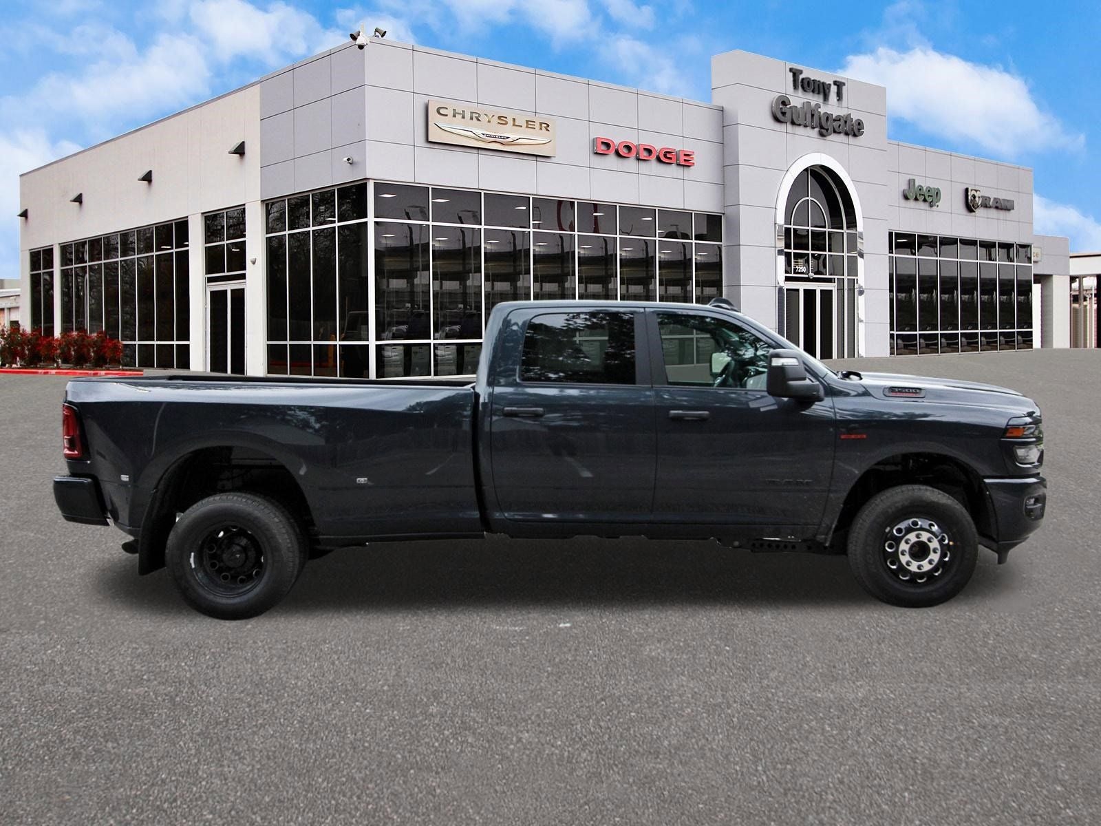 2026 RAM 3500 Big Horn Lone Star 4x4 Crew Cab 8' Box