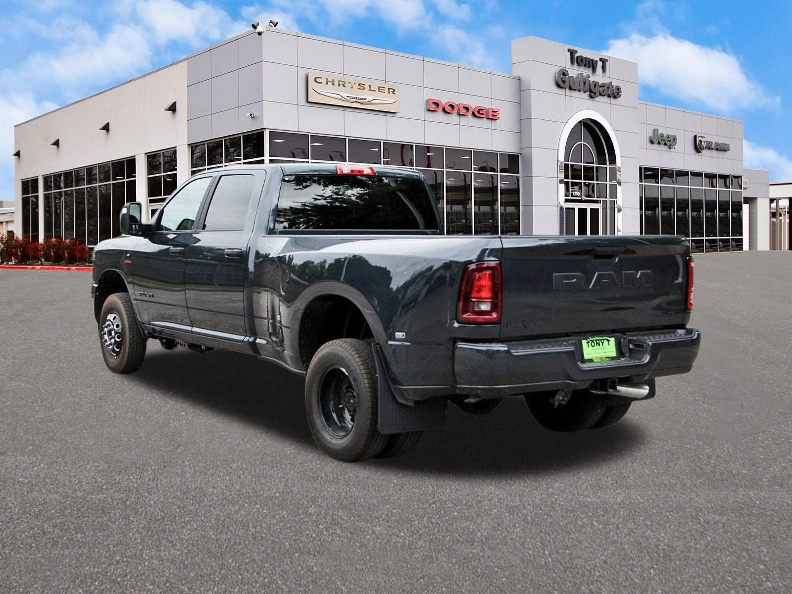 2026 RAM 3500 Big Horn Lone Star 4x4 Crew Cab 8' Box