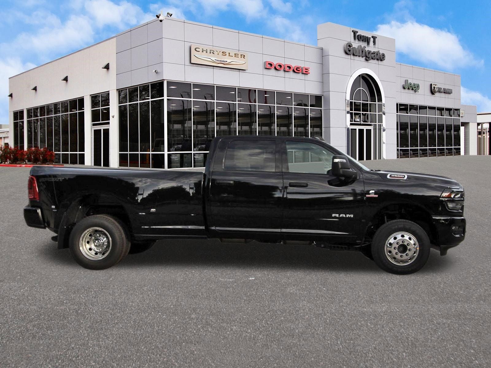 2026 RAM 3500 Big Horn Lone Star 4x4 Crew Cab 8' Box