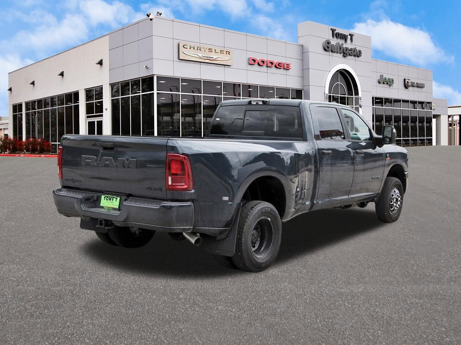 2026 RAM 3500 Big Horn Lone Star 4x4 Crew Cab 8' Box