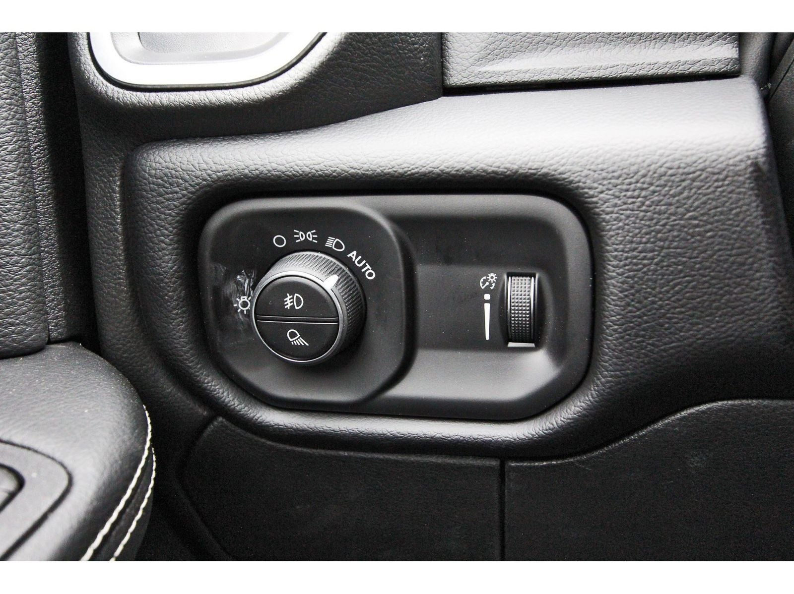 2026 RAM 3500 Big Horn Lone Star 4x4 Crew Cab 8' Box