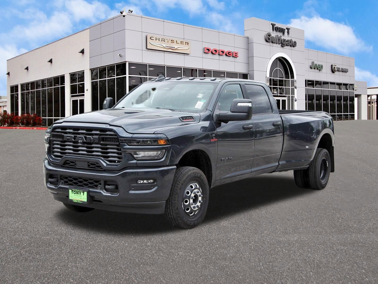 2026 RAM 3500 Big Horn Lone Star 4x4 Crew Cab 8' Box
