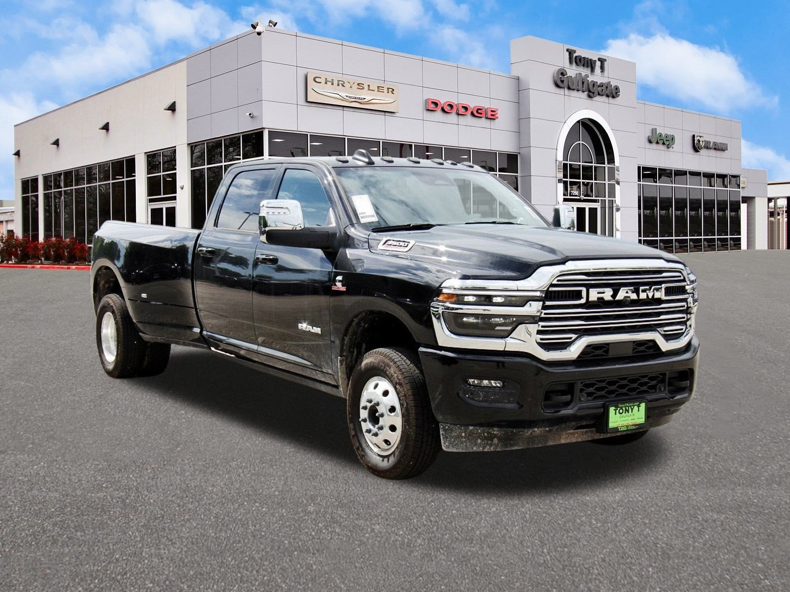 2026 RAM 3500 Laramie 4x4 Crew Cab 8' Box