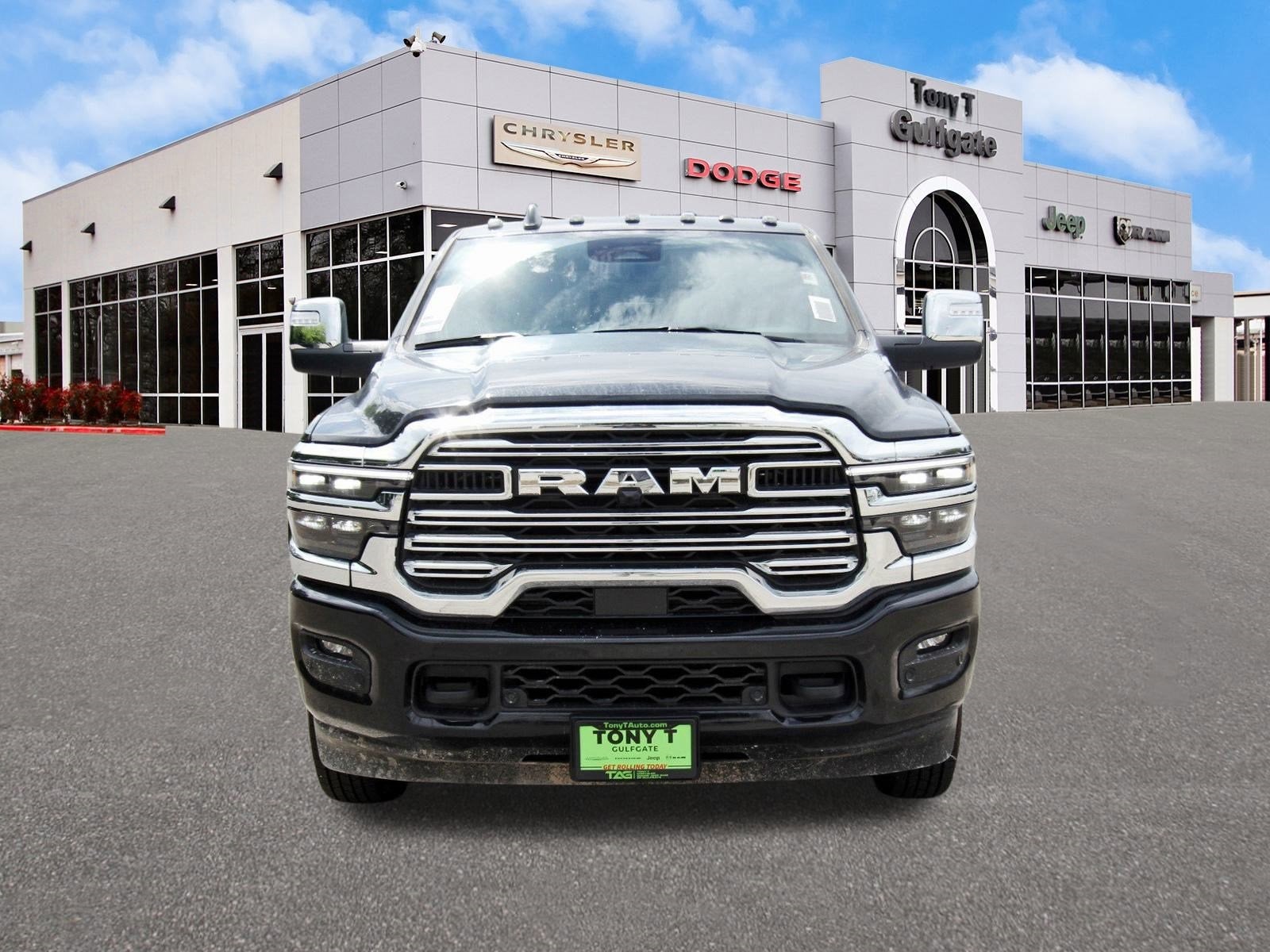 2026 RAM 3500 Laramie 4x4 Crew Cab 8' Box