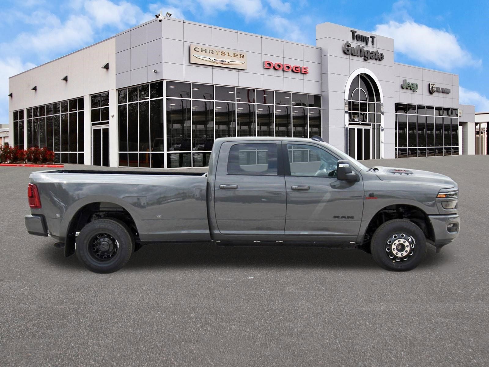 2026 RAM 3500 Laramie 4x4 Crew Cab 8' Box