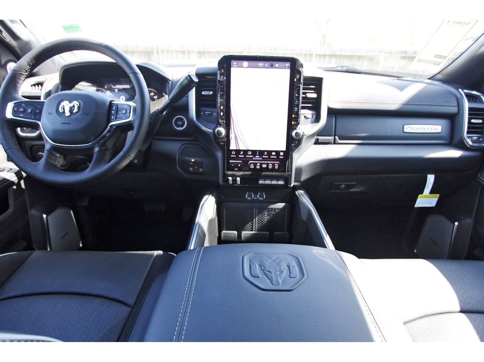 2026 RAM 3500 Laramie 4x4 Crew Cab 8' Box