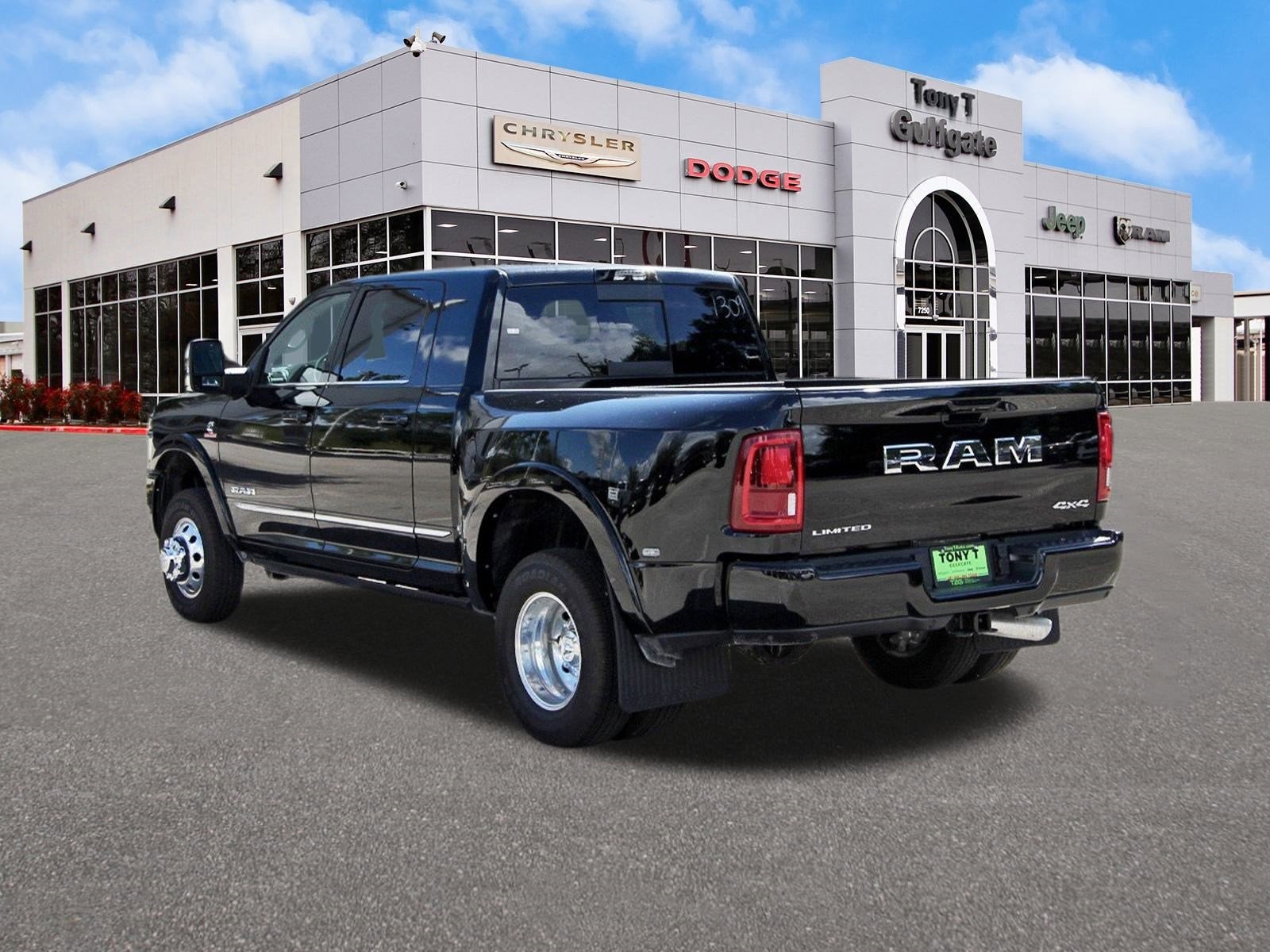 2026 RAM 3500 Limited 4x4 Mega Cab 6'4" Box