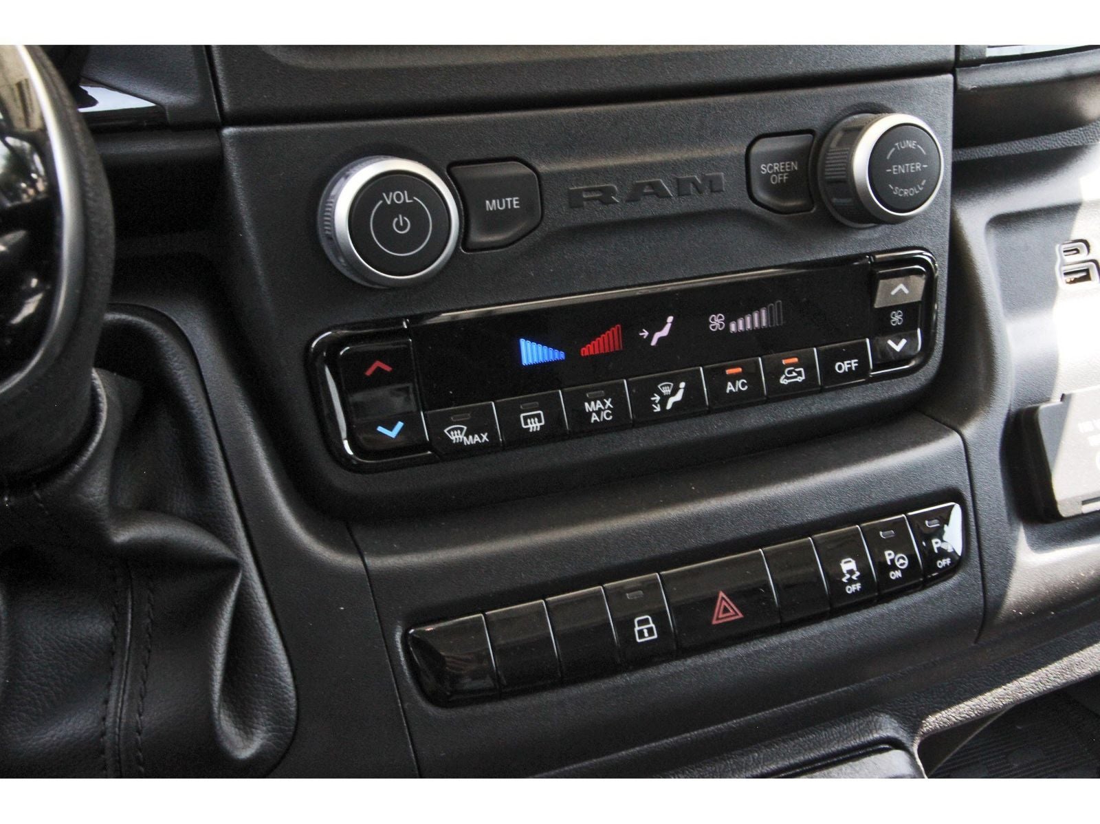 2026 RAM ProMaster 3500 High Roof Tradesman 3500 Ext 159" WB w/Pass Seat