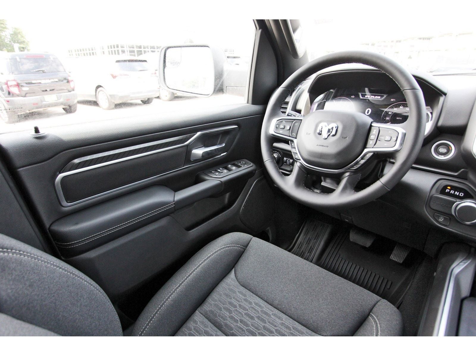 2026 RAM 1500 Big Horn/Lone Star Lone Star 4x2 Crew Cab 5'7" Box