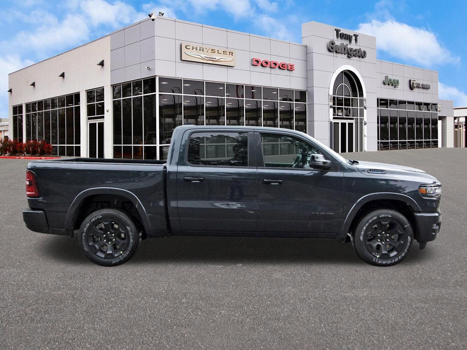 2026 RAM 1500 Big Horn/Lone Star Lone Star 4x2 Crew Cab 5'7" Box