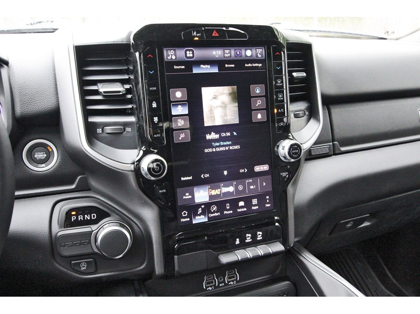 2026 RAM 1500 Big Horn/Lone Star Lone Star 4x2 Crew Cab 5'7" Box