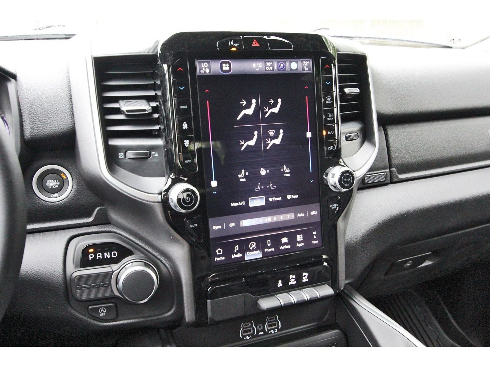 2026 RAM 1500 Big Horn/Lone Star Lone Star 4x2 Crew Cab 5'7" Box
