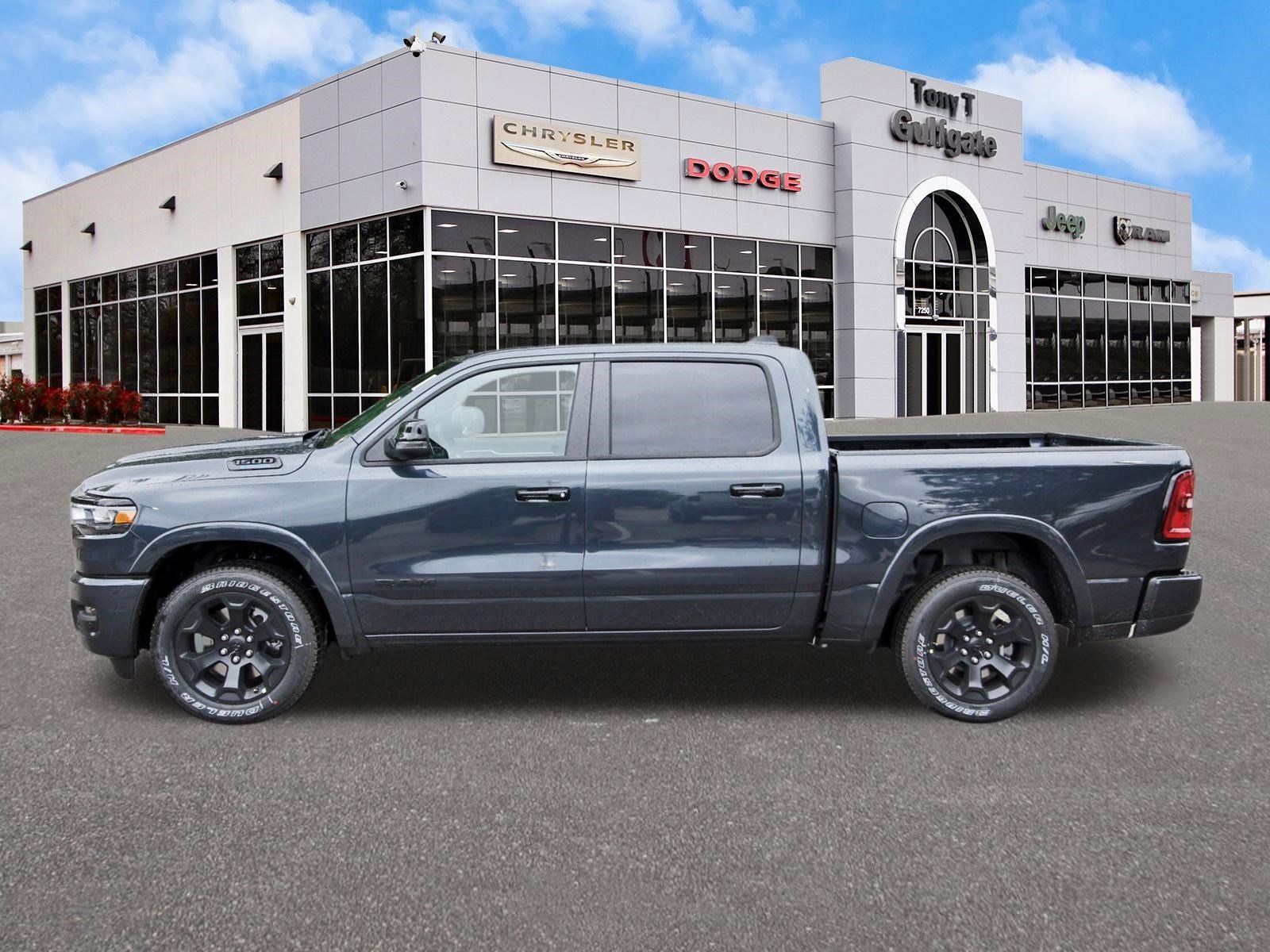 2026 RAM 1500 Big Horn/Lone Star Lone Star 4x2 Crew Cab 5'7" Box