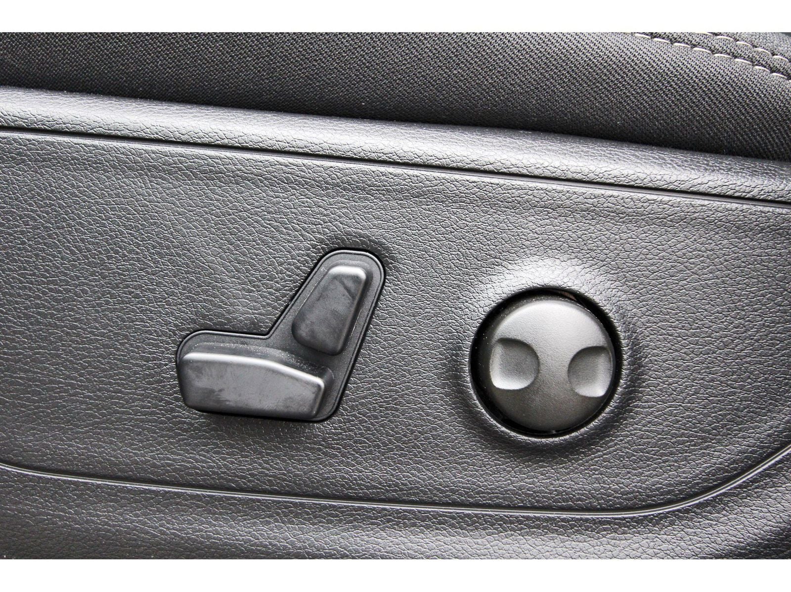 2026 RAM 1500 Big Horn/Lone Star Lone Star 4x2 Crew Cab 5'7" Box