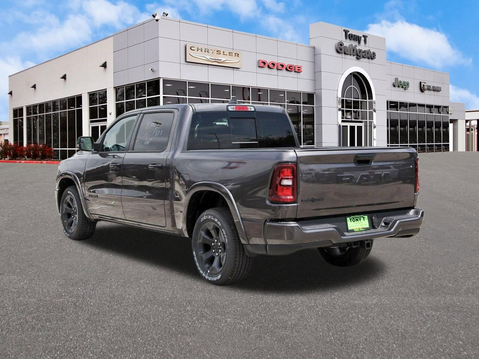 2026 RAM 1500 Big Horn/Lone Star Lone Star 4x2 Crew Cab 5'7" Box