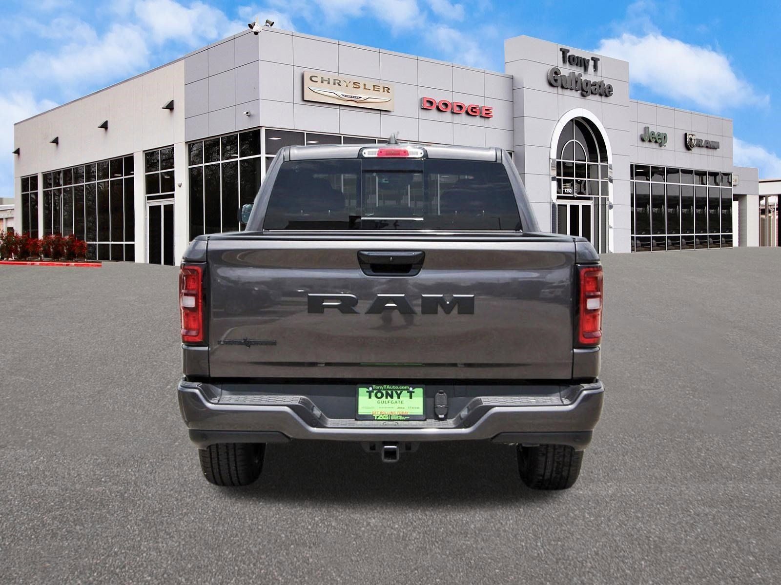 2026 RAM 1500 Big Horn/Lone Star Lone Star 4x2 Crew Cab 5'7" Box