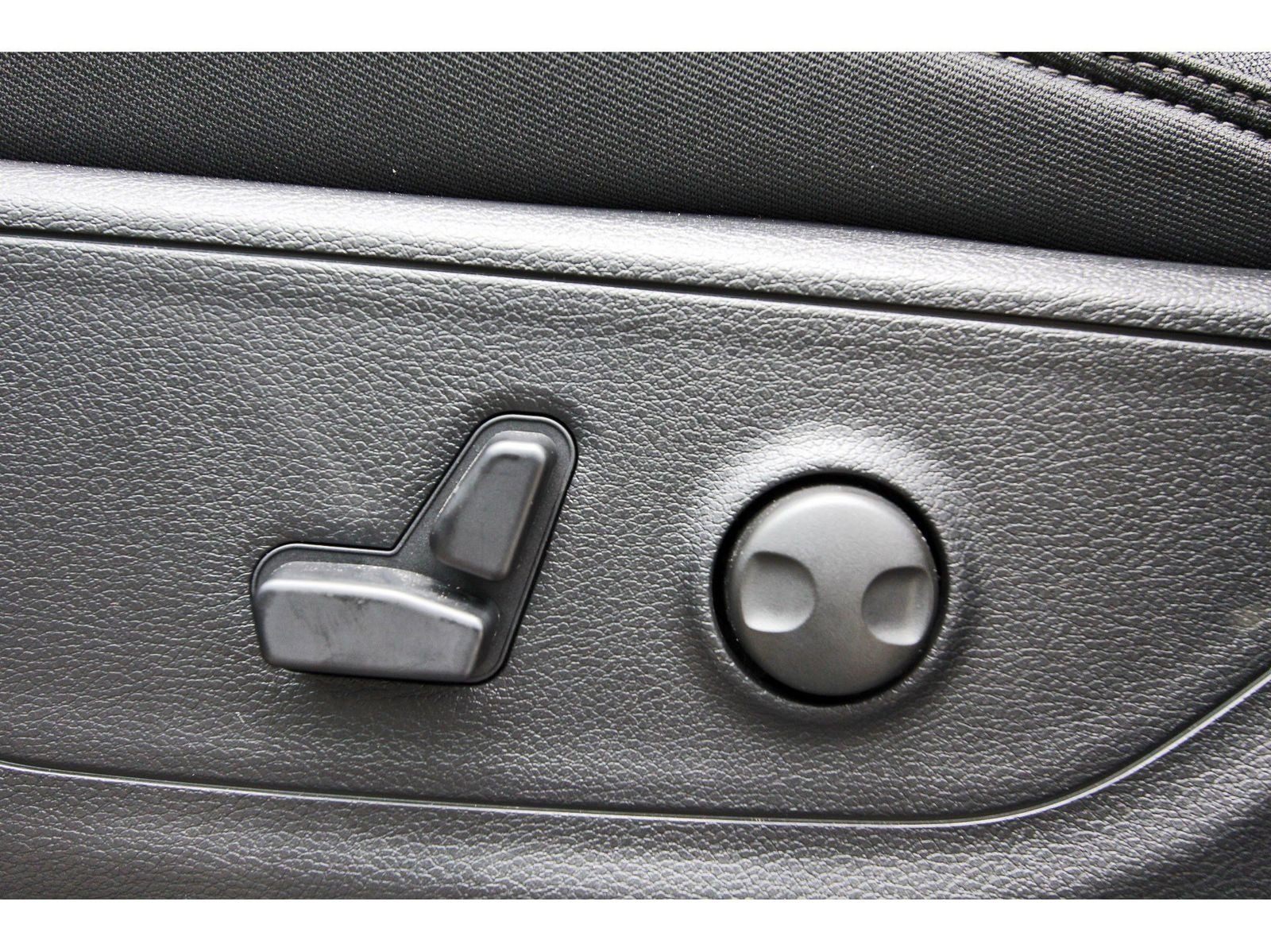 2026 RAM 1500 Big Horn/Lone Star Lone Star 4x2 Crew Cab 5'7" Box