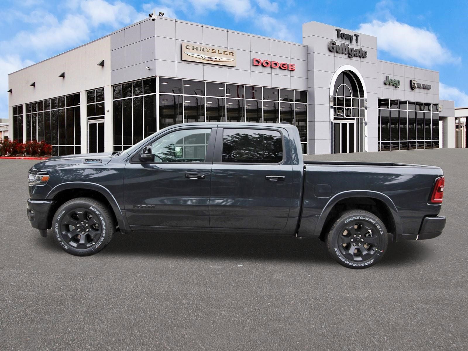 2026 RAM 1500 Big Horn/Lone Star Lone Star 4x2 Crew Cab 5'7" Box