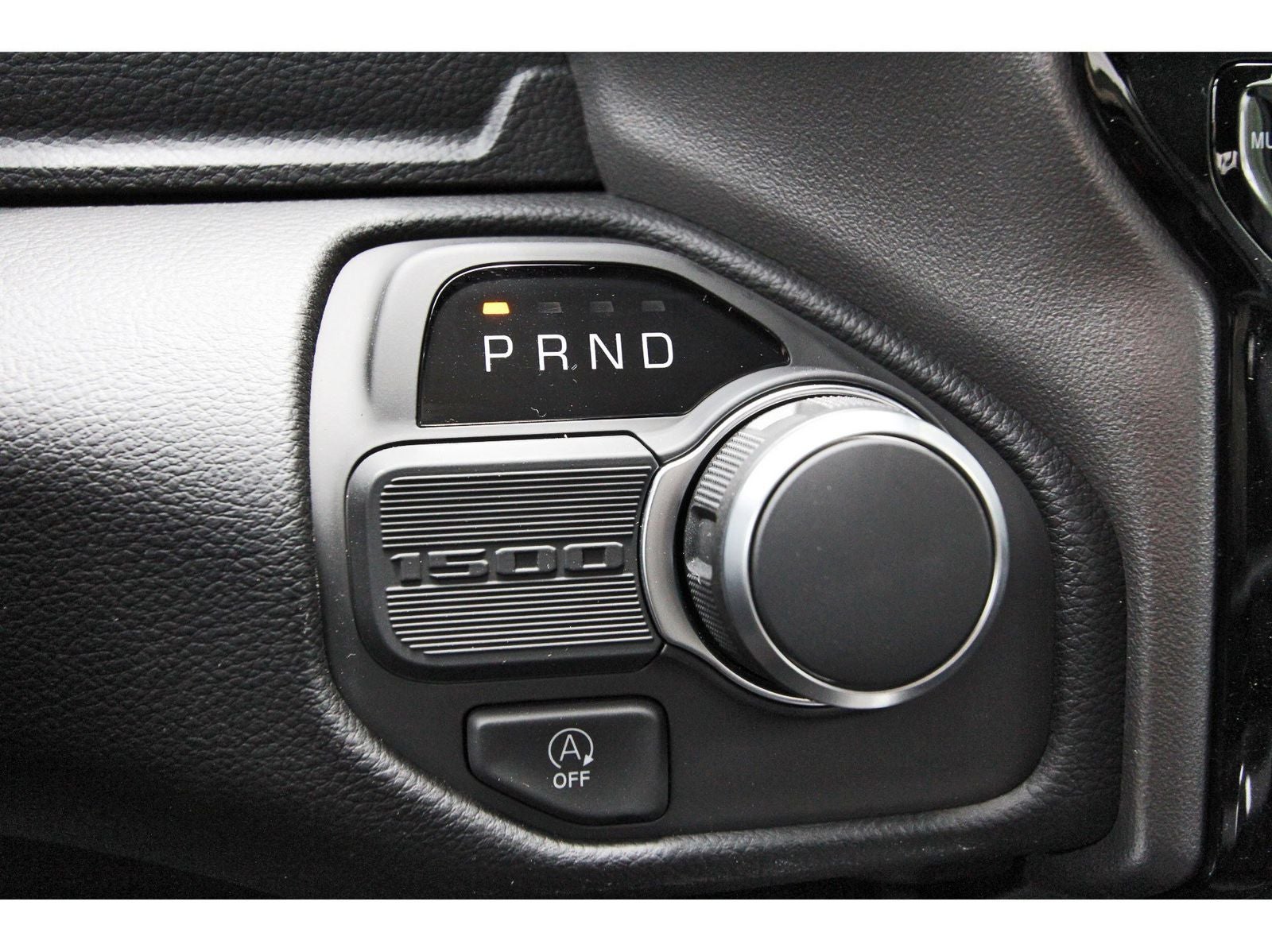 2026 RAM 1500 Big Horn/Lone Star Lone Star 4x2 Crew Cab 5'7" Box