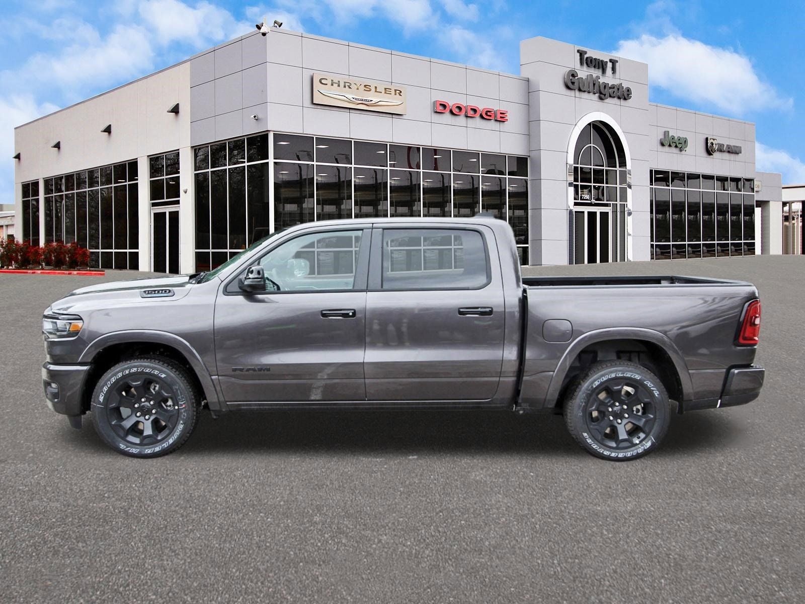 2026 RAM 1500 Big Horn/Lone Star Lone Star 4x2 Crew Cab 5'7" Box