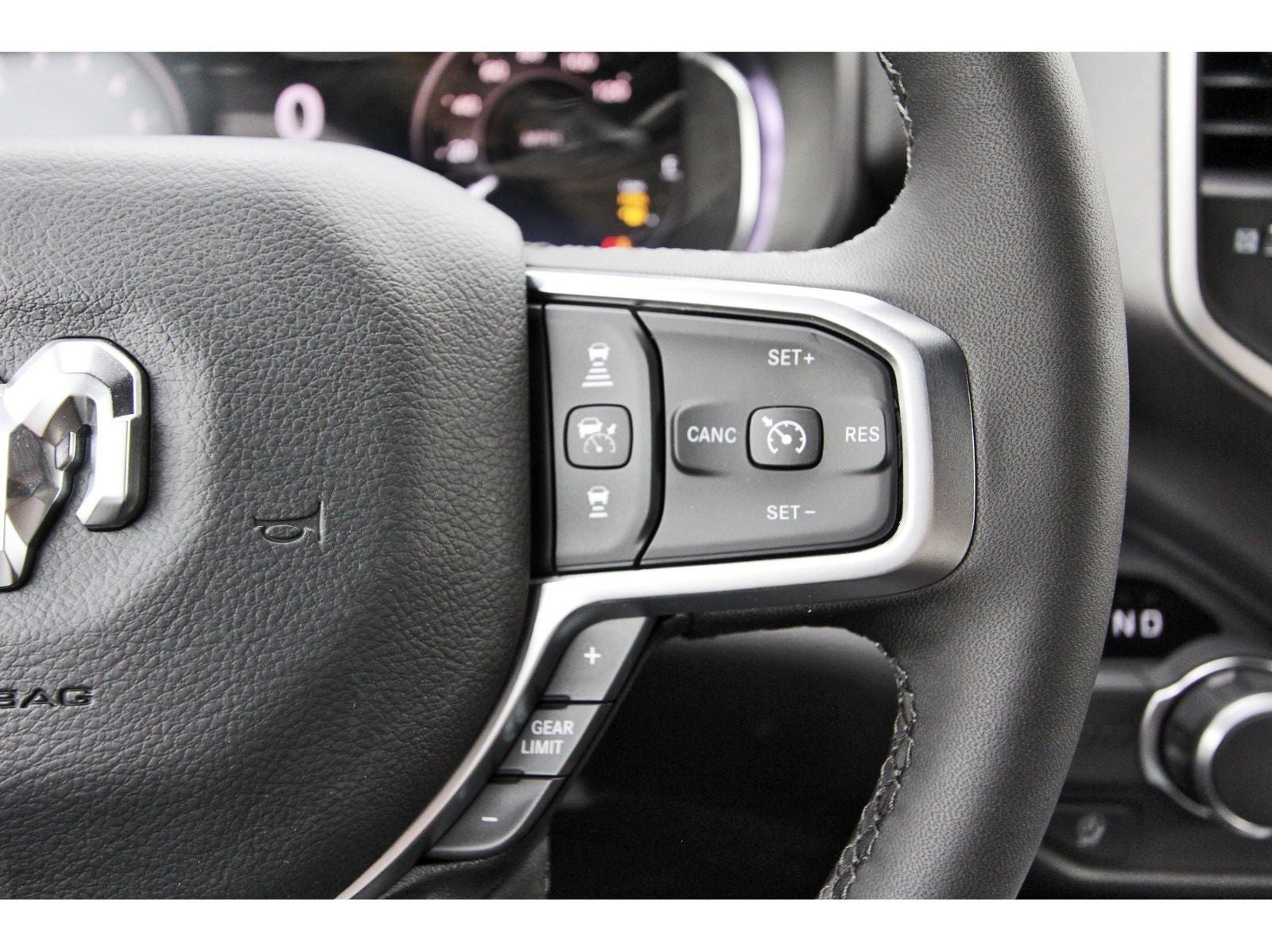 2026 RAM 1500 Big Horn/Lone Star Lone Star 4x2 Crew Cab 5'7" Box