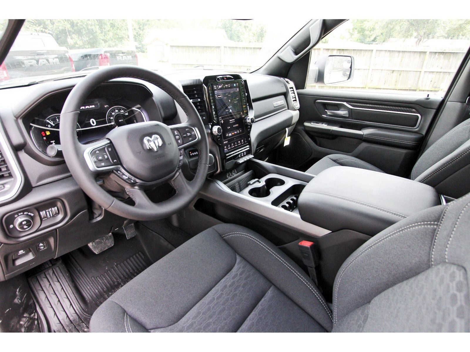 2026 RAM 1500 Big Horn/Lone Star Lone Star 4x2 Crew Cab 5'7" Box