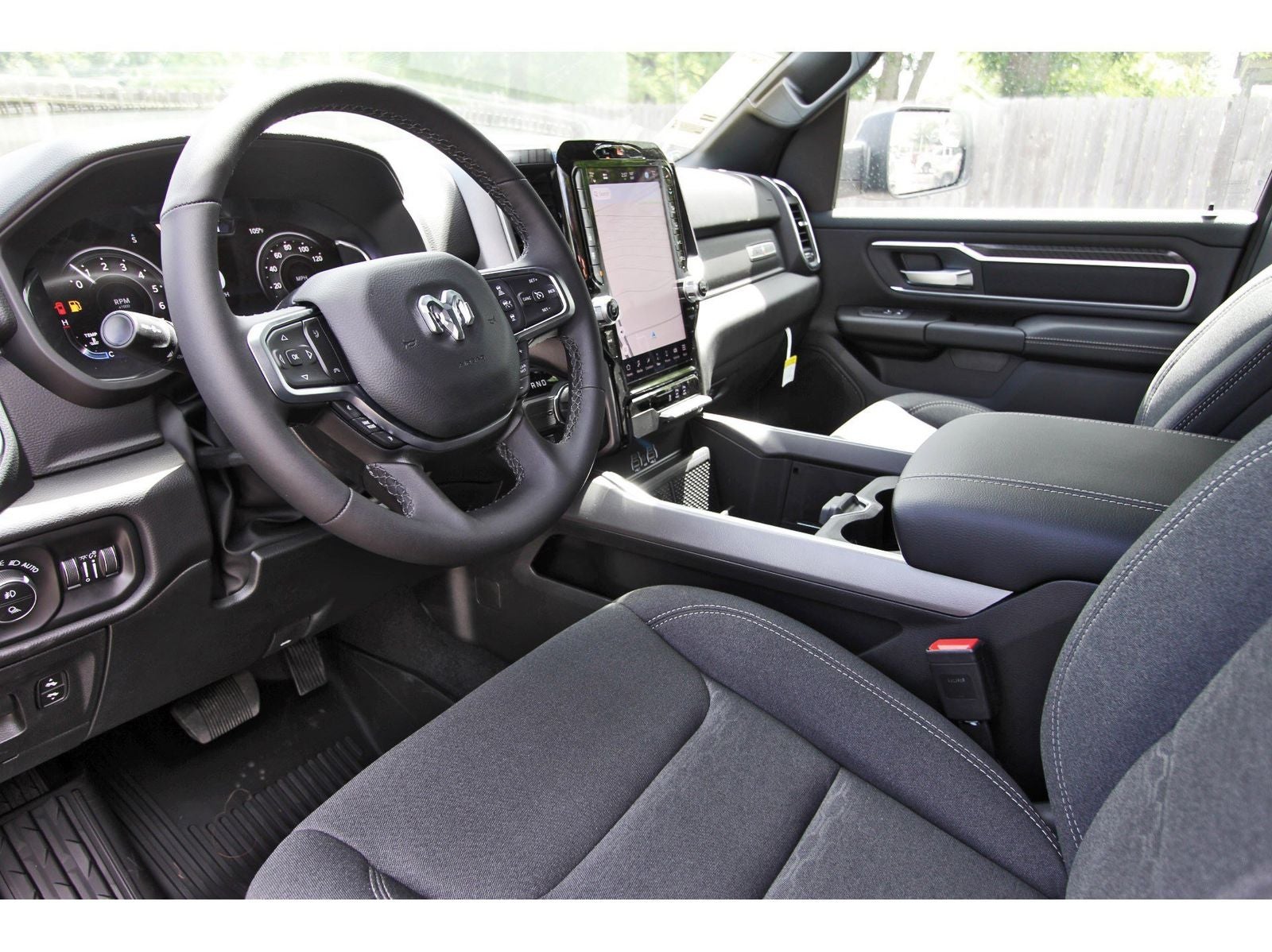 2026 RAM 1500 Big Horn/Lone Star Lone Star 4x2 Crew Cab 5'7" Box