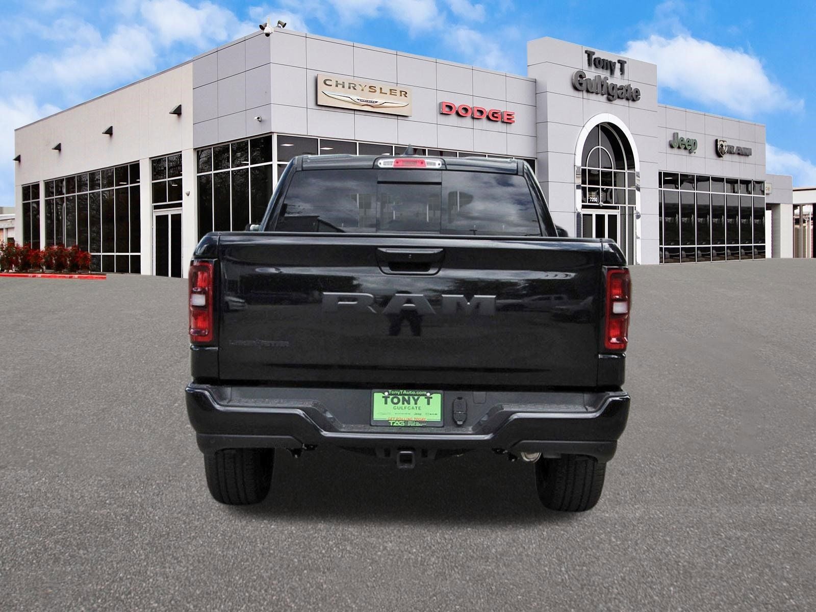 2026 RAM 1500 Big Horn/Lone Star Lone Star 4x2 Crew Cab 5'7" Box