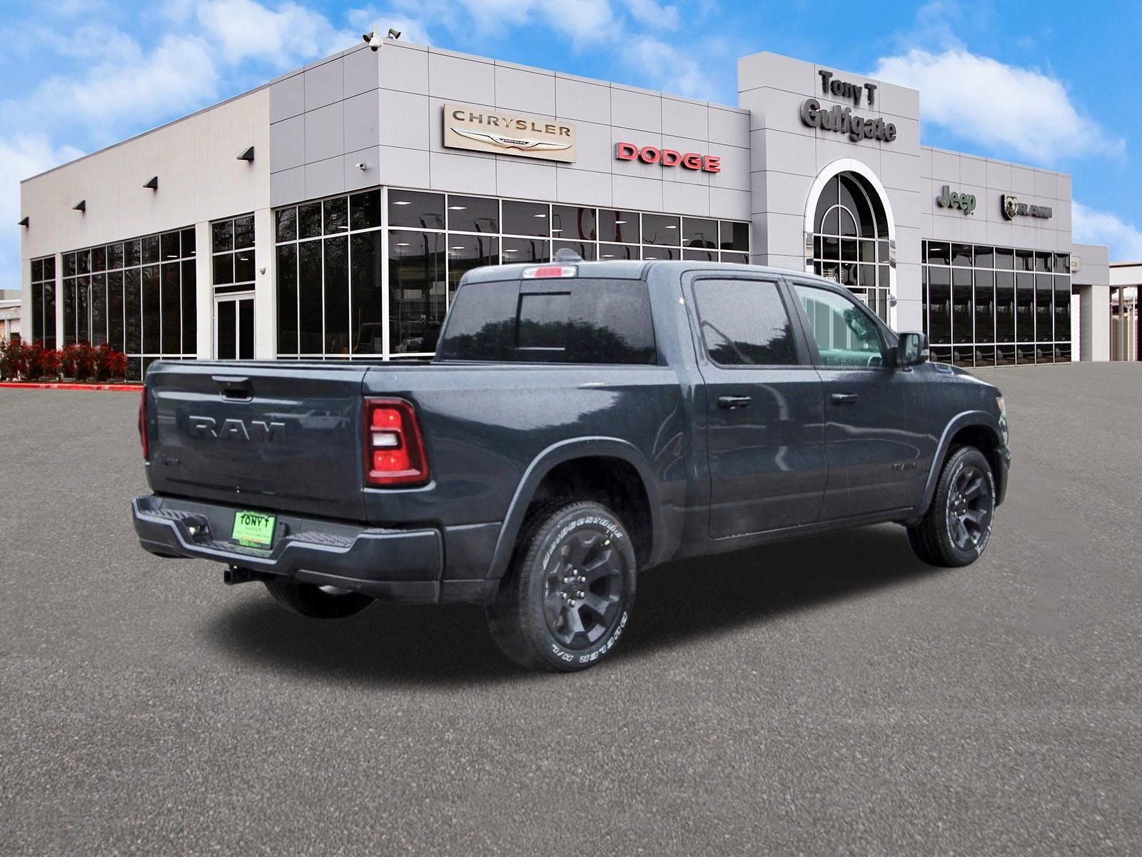 2026 RAM 1500 Big Horn/Lone Star Lone Star 4x2 Crew Cab 5'7" Box