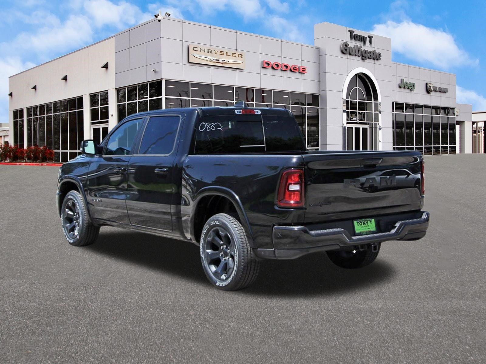 2026 RAM 1500 Big Horn/Lone Star Lone Star 4x2 Crew Cab 5'7" Box