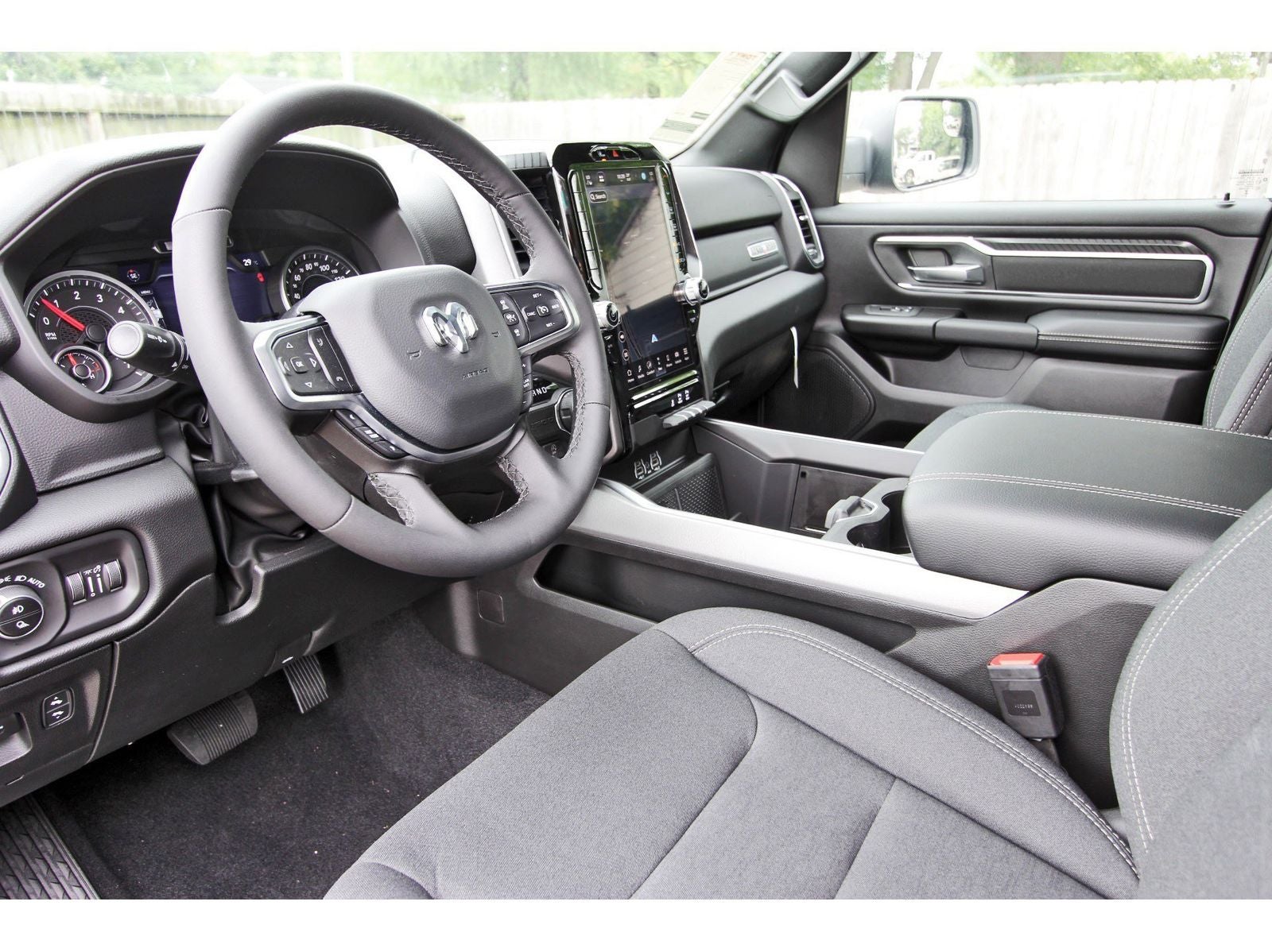 2026 RAM 1500 Big Horn/Lone Star Lone Star 4x2 Crew Cab 5'7" Box