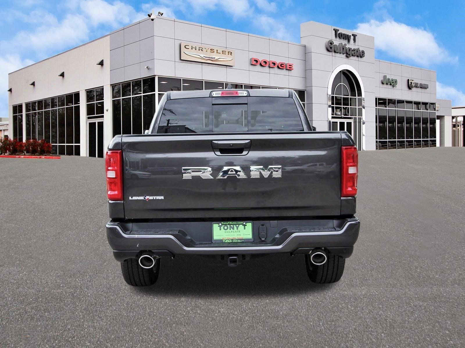 2026 RAM 1500 Big Horn/Lone Star Lone Star 4x2 Crew Cab 5'7" Box