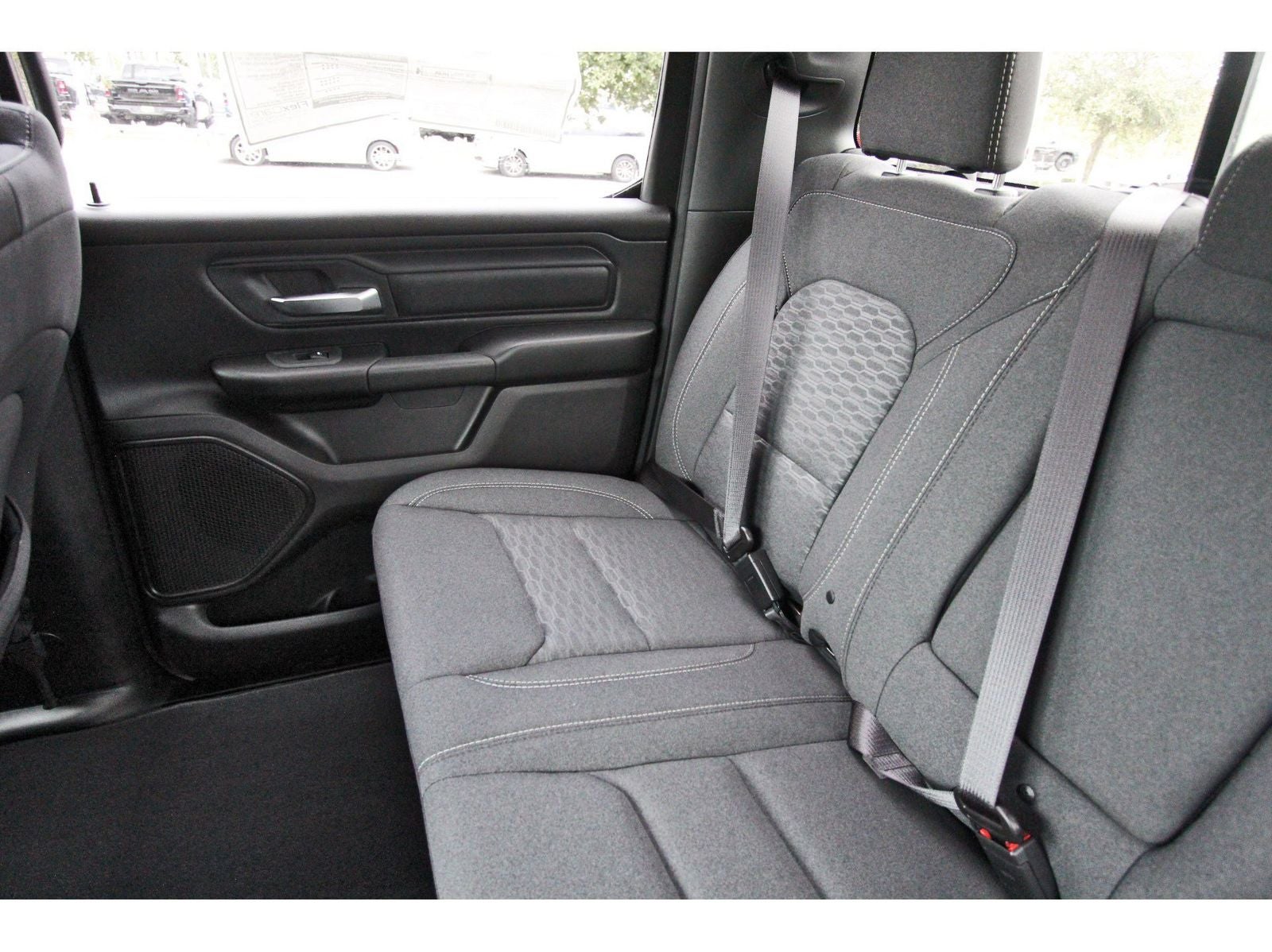 2026 RAM 1500 Express 4x2 Crew Cab 5'7" Box