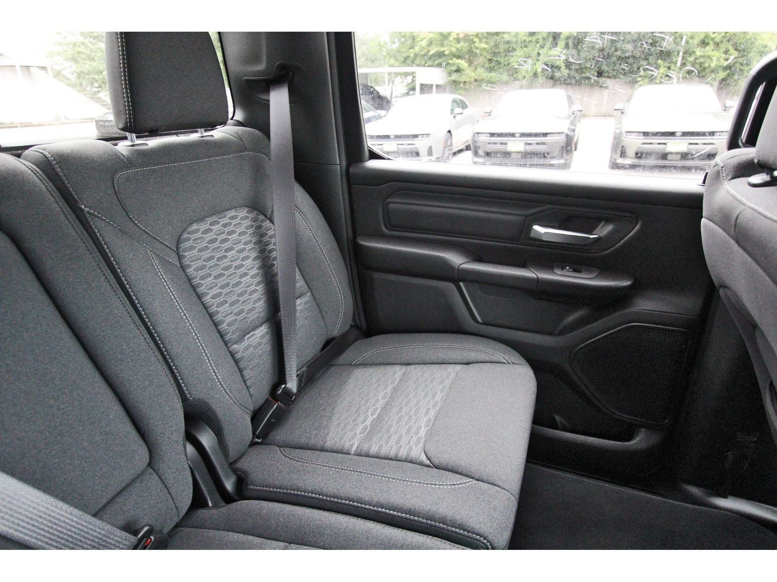 2026 RAM 1500 Express 4x2 Crew Cab 5'7" Box