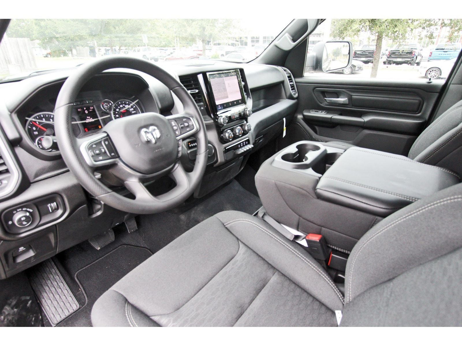 2026 RAM 1500 Express 4x2 Crew Cab 5'7" Box