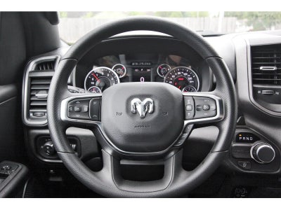 2026 RAM 1500 Express 4x2 Crew Cab 5'7" Box
